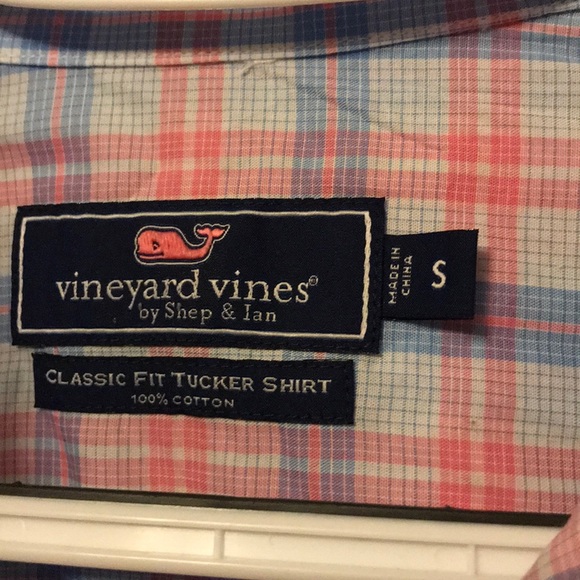 Vineyard Vines Classic Fit Tucker Shirt - Picture 2 of 2
